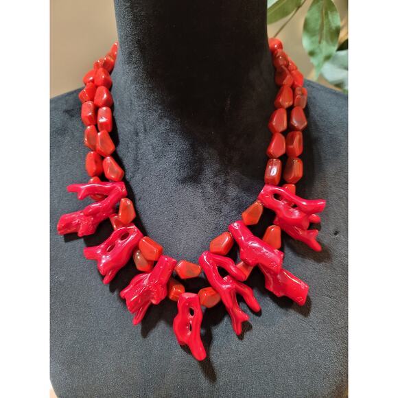 Womens Red Coral Beaded Statement Necklace With Silver Chain Adjustable Lock - Picture 2 of 6